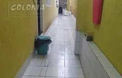 Imagem: A casa possui 3 Dormitórios, 2 Banheiros, 3 Vagas na garagem