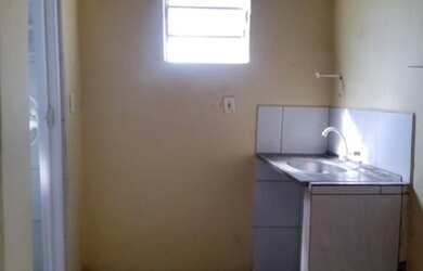 Imagem 4: Aluga-se casa na Brasília teimosa 600 reais com água e energia incluso