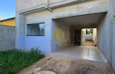 Imagem: A casa possui 2 Dormitórios, 2 Banheiros, 1 Vaga na garagem