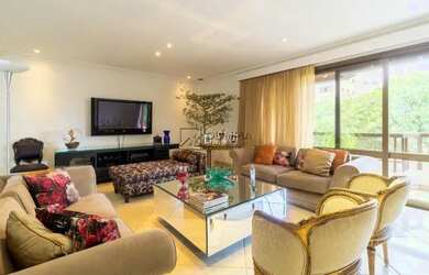 Imagem: O apartamento possui 3 Dormitórios, 3 Banheiros, 4 Vagas na