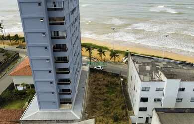 Imagem: O terreno à venda possui e está localizado em Parque Jacaraípe