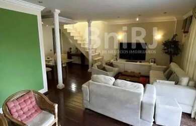 Imagem 5: Botafogo - Especial. Piscina, Churrasqueira, Imóvel mobiliadoeVaranda