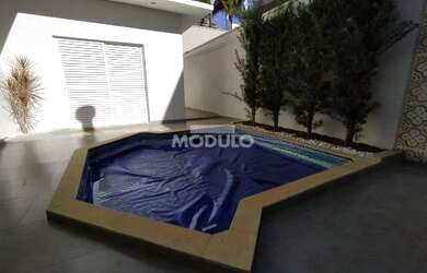 Imagem 2: Casa residencial em condomínio no bairro Gavea com 4 suítes