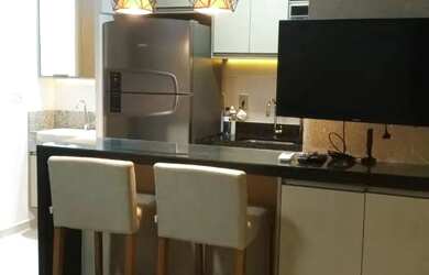 Imagem: O apartamento possui 1 Dormitório, 1 Banheiro, 1 Vaga na garagem