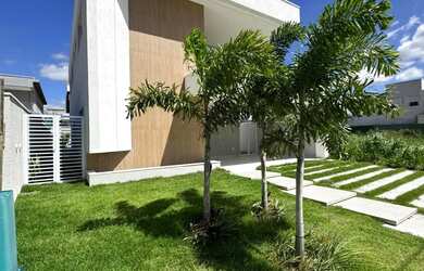 Imagem 2: Casa Em Condomínio na Cidade Alpha-TERRAS 04 - de 220m² Sendo 4 Suítes...