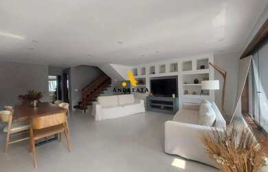 Imagem: A casa em condomínio possui 3 Dormitórios, 5 Banheiros, 2