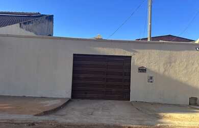 Imagem: A kitnet possui 4 Dormitórios, 4 Banheiros, 4 Vagas na garagem