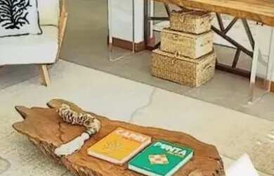 Imagem: A casa possui 5 Dormitórios, 5 Banheiros, 11.000m² de Área