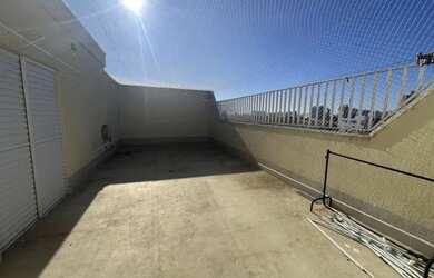 Imagem: O apartamento na cobertura possui 4 Dormitórios, 2 Banheiros