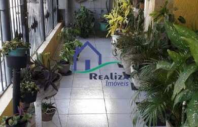 Imagem: A casa possui 2 Dormitórios, 3 Banheiros, 1 Vaga na garagem