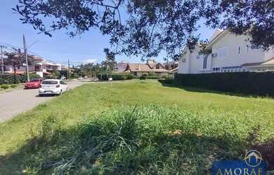 Imagem: O terreno possui 450m² de Área e está localizado em Jurerê