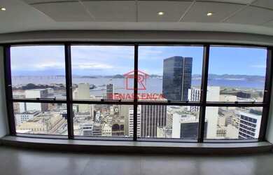 Imagem: O depósito possui 570m² de Área e está localizado em Centro