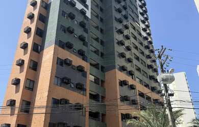 Imagem: O apartamento possui 3 Dormitórios, 2 Banheiros, 2 Vagas na