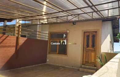 Imagem: A casa para alugar possui 3 Dormitórios, 3 Banheiros, 2 Vagas