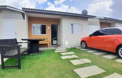 Imagem: A casa em condomínio possui 2 Dormitórios, 1 Banheiro, 2 Vagas