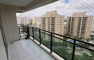 Imagem: O apartamento possui 3 Dormitórios, 3 Banheiros, 2 Vagas na