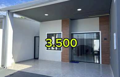 Imagem: A casa em condomínio possui 3 Dormitórios, 2 Banheiros, 2