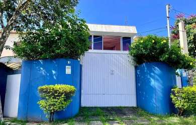 Imagem: A casa à venda possui 3 Dormitórios, 5 Banheiros, 5 Vagas