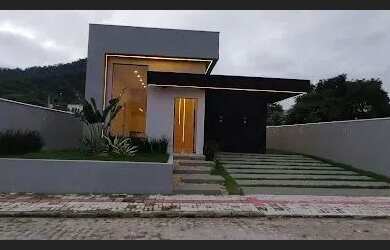 Imagem: A casa em condomínio à venda possui 3 Dormitórios, 3 Banheiros