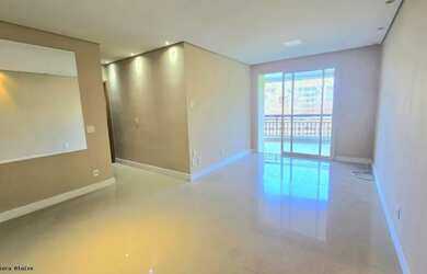 Imagem: O apartamento possui 3 Dormitórios, 3 Banheiros, 2 Vagas na