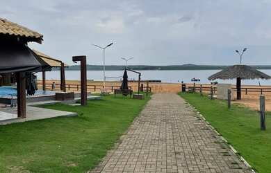 Imagem: A casa em condomínio possui 3 Dormitórios, 3 Banheiros, 3