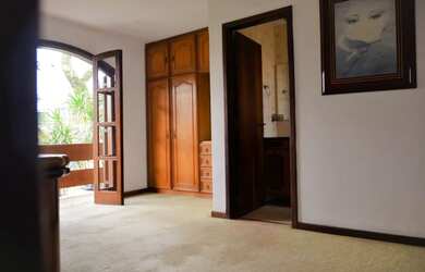 Imagem 12: Residência ampla em localização estratégica no Água Verde