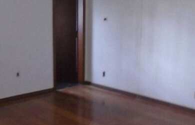 Imagem 5: Terreno de 500 mts com 02 casas n local total 200 m² por R$ 3.500/mês...