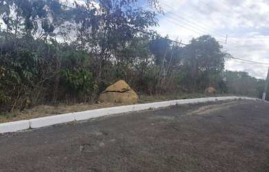 Imagem: O terreno possui 1000m² de Área e está localizado em Setor