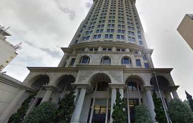 Imagem: O depósito possui 5 Vagas na garagem, 286m² de Área e está