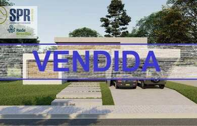 Imagem: A casa em condomínio possui 4 Dormitórios, 4 Banheiros, 4