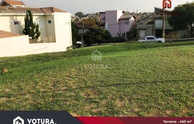 Imagem: O terreno possui 450m² de Área e está localizado em Loteamento