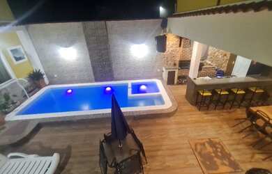 Imagem: A pousada chalé possui 1 Dormitório, 1 Vaga na garagem e