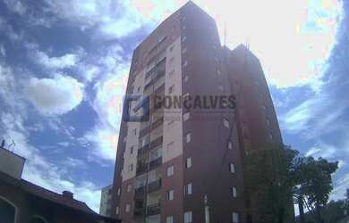 Imagem: O apartamento possui 3 Dormitórios, 2 Banheiros, 2 Vagas na