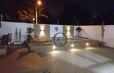 Imagem: A casa em condomínio possui 3 Dormitórios, 3 Banheiros, 4