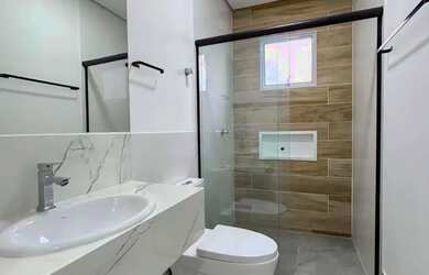 Imagem 8: Casa à Venda Bairro Água Verde