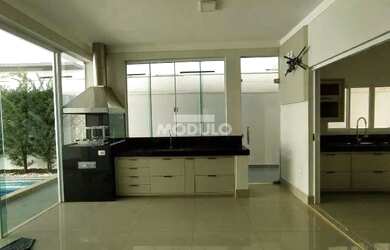 Imagem 8: Casa residencial em condomínio no bairro Gavea com 4 suítes