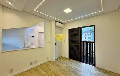 Imagem 15: Casa Triplex com 4 Quartos para Alugar em Santos/SP