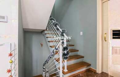 Imagem 15: Casa Sobrado, 4 Quartos, 5 Vagas, à Venda, no Água Verde, em Curitiba....