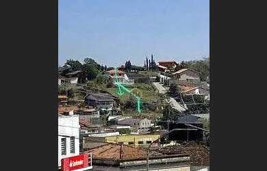 Imagem: O terreno possui 325m² de Área e está localizado em Santa