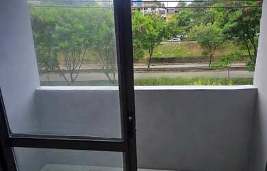 Imagem 2: Alugo- Baixa de Quintas - Estrada da Rainha - OPORTUNIDADE