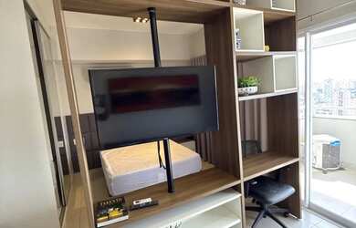 Imagem: O apartamento possui 1 Dormitório, 1 Banheiro, 1 Vaga na garagem