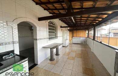 Imagem 4: Casa 04 quartos 02 suítes, piscina, sauna 6 vagas -Fonte Grande em Contagem/MG