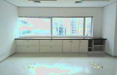 Imagem: O depósito possui 64m² de Área e está localizado em Vila