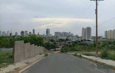 Imagem: O terreno possui 360m² de Área e está localizado em Dom