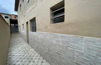 Imagem: A casa para alugar possui 2 Dormitórios, 1 Banheiro, 1 Vaga