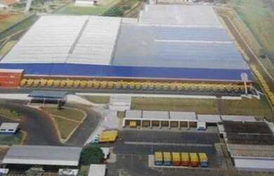 Imagem: O depósito possui 5 Vagas na garagem, 18.937m² de Área e