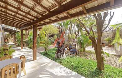 Imagem: A casa em condomínio possui 4 Dormitórios, 4 Banheiros, 3