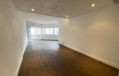 Imagem: O apartamento possui 3 Dormitórios, 3 Banheiros, 1 Vaga na