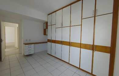 Imagem: O apartamento possui 4 Dormitórios, 3 Banheiros, 1 Vaga na