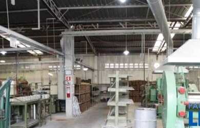 Imagem 4: GALPÃO - JAÇANÃ - SP. 3.418m² de Áreae5 Vagas na garagem